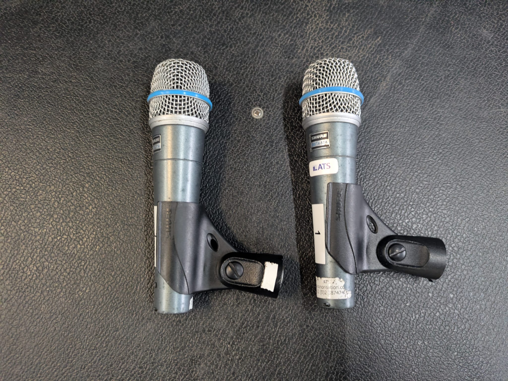 Set de 2 Shure Beta57A- set1